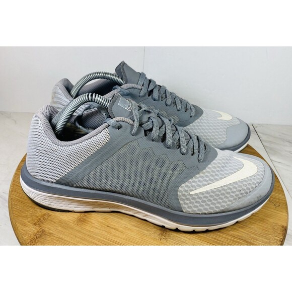 Nike Fs Lite Run 3 Wolf Grey/White-Cool Grey Size 9 - Picture 2 of 6